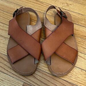 Universal Thread Brown Sandals